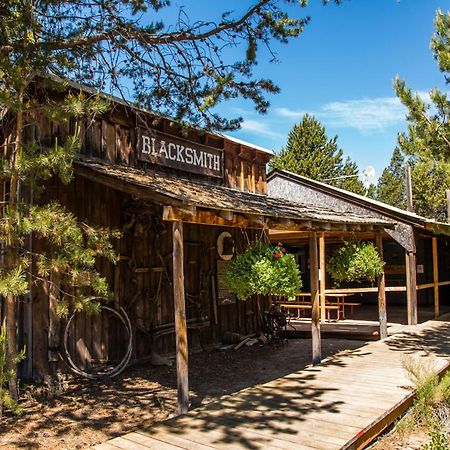 Bend-Sunriver Camping Resort Wheelchair Accessible Yurt 13 Esterno foto