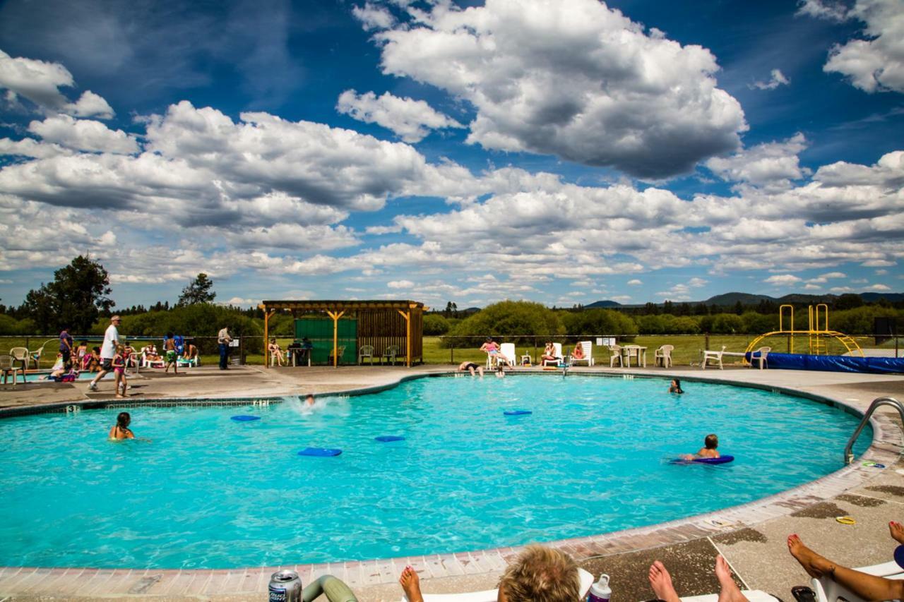 Bend-Sunriver Camping Resort Wheelchair Accessible Yurt 13 Esterno foto